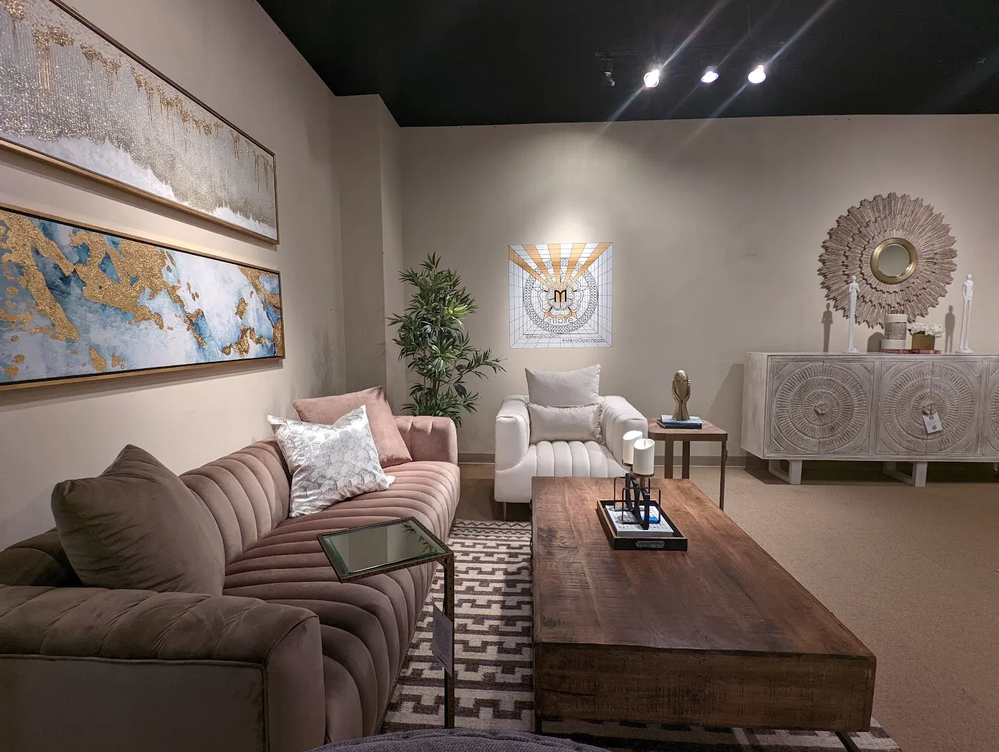Professional showroom merchandising for tradeshows in Las Vegas